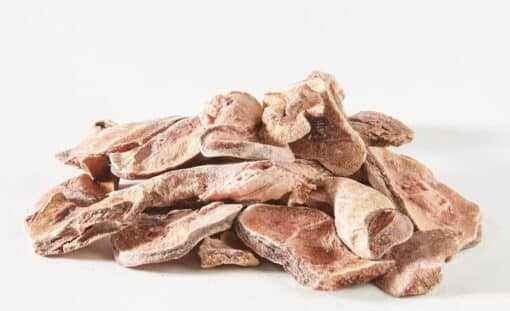 Freeze dried elk kidney fillets for dogs and cats, nutrient-rich raw snacks.